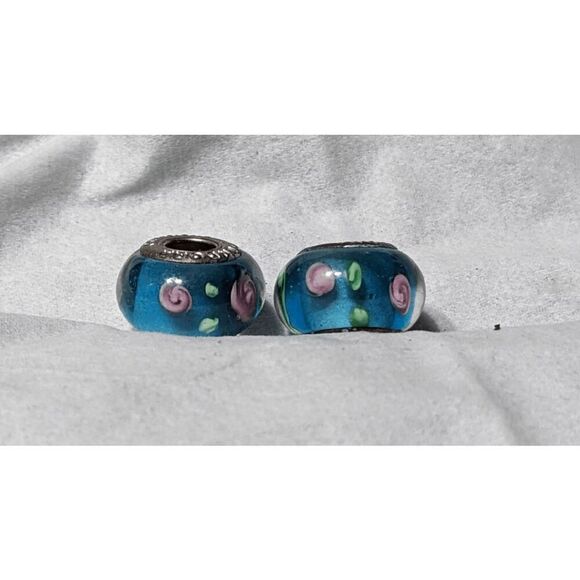 NEW SET OF 2 PANDORA MURANO BEADS TRANSLUCENT LT BLUE W/PINK & WHITE FLOWERS - B - Picture 1 of 2